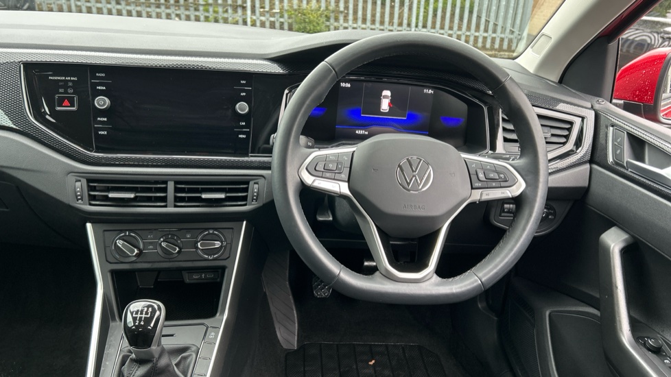 Volkswagen Polo 1.0 TSI Life 5dr Petrol Hatchback - Image 10