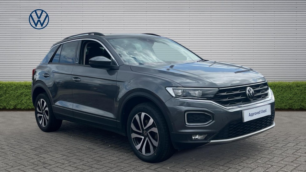 Volkswagen T-Roc 1.5 TSI EVO Active 5dr Petrol Hatchback - Image 1