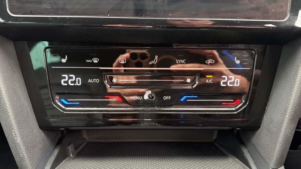 Volkswagen Passat 1.5 TSI EVO R-Line 5dr DSG Petrol Estate - Image 13