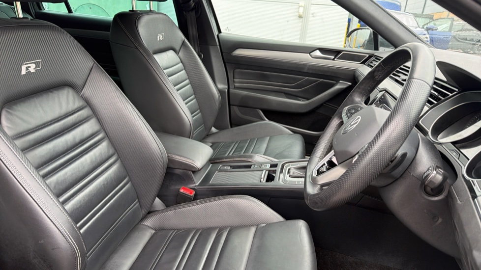 Volkswagen Passat 1.5 TSI EVO R-Line 5dr DSG Petrol Estate - Image 15