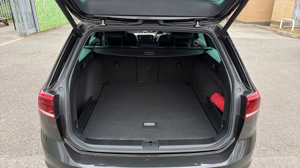 Volkswagen Passat 1.5 TSI EVO R-Line 5dr DSG Petrol Estate - Image 20
