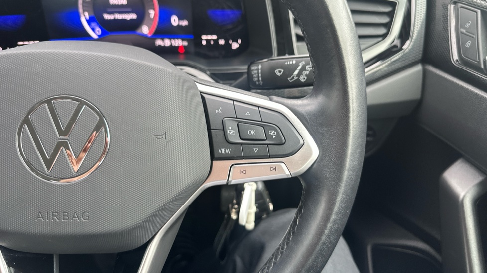 Volkswagen Polo 1.0 TSI Life 5dr Petrol Hatchback - Image 18