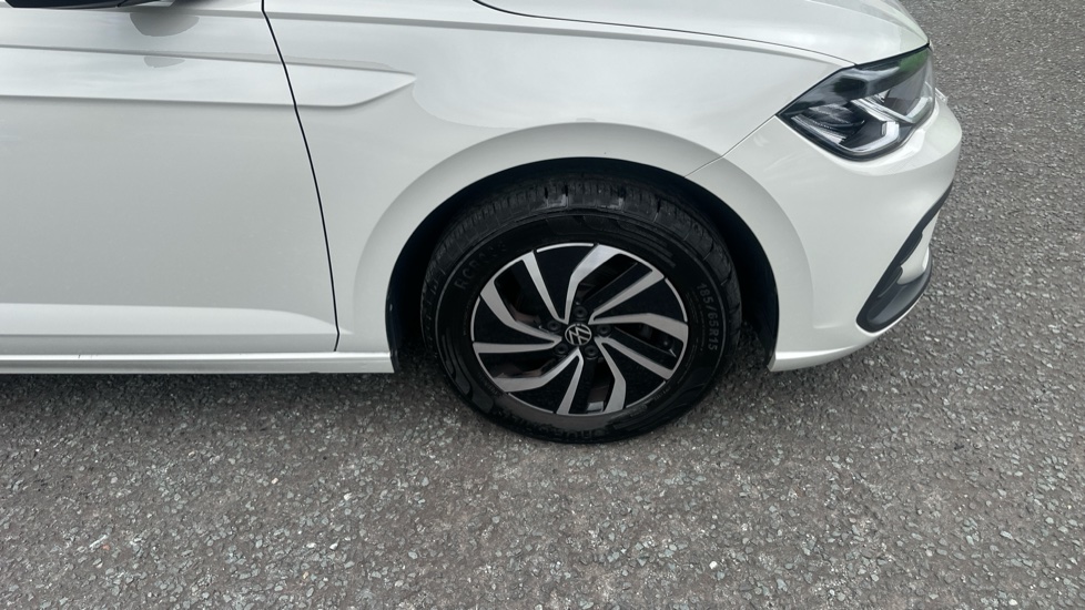 Volkswagen Polo 1.0 TSI Life 5dr Petrol Hatchback - Image 23