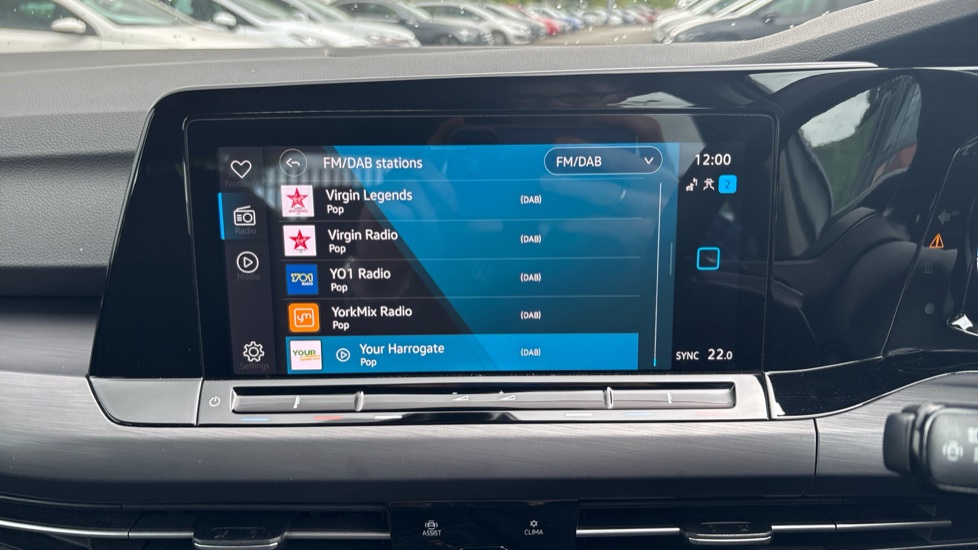 Volkswagen Golf 1.5 eTSI 150 Style 5dr DSG Petrol Hatchback - Image 12