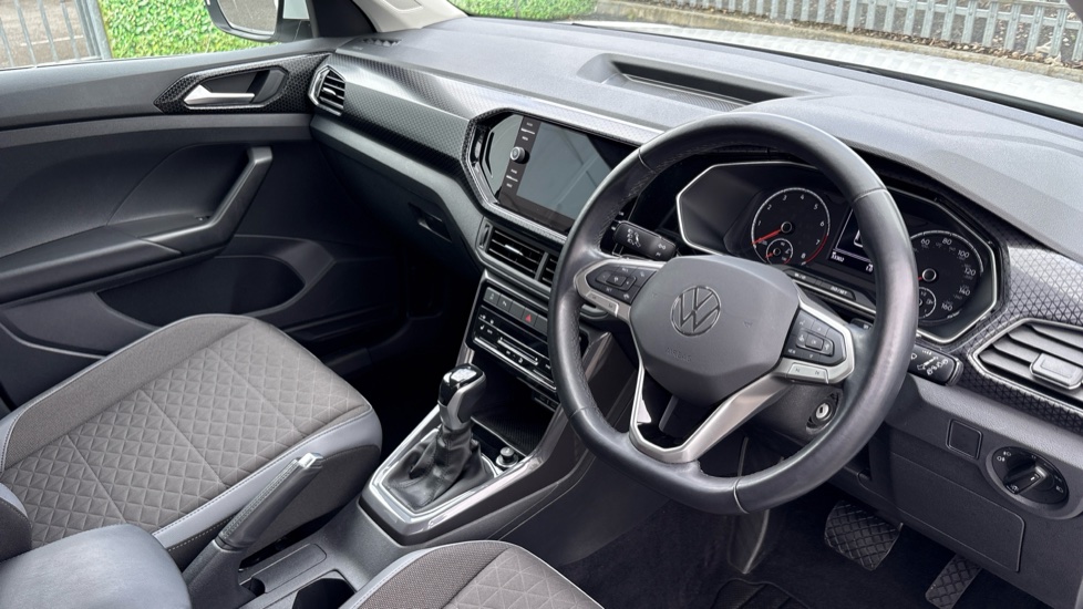 Volkswagen T-Cross 1.0 TSI 110 SEL 5dr DSG Petrol Estate - Image 6
