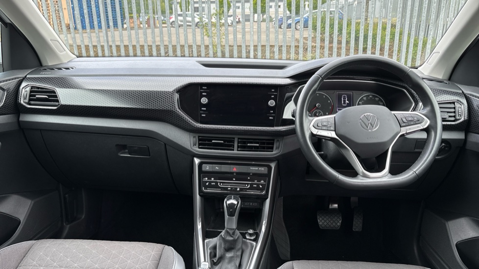 Volkswagen T-Cross 1.0 TSI 110 SEL 5dr DSG Petrol Estate - Image 9