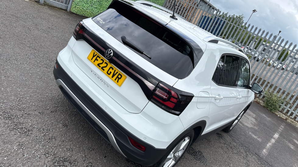 Volkswagen T-Cross 1.0 TSI 110 SEL 5dr DSG Petrol Estate - Image 31
