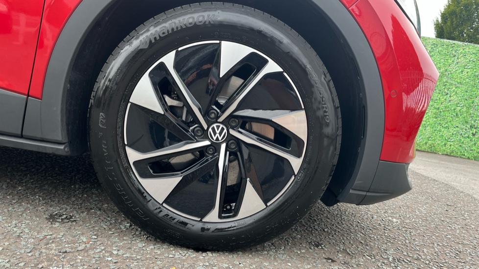 Volkswagen ID.4 210kW Match Pro 77kWh 5dr Auto Electric Estate - Image 5
