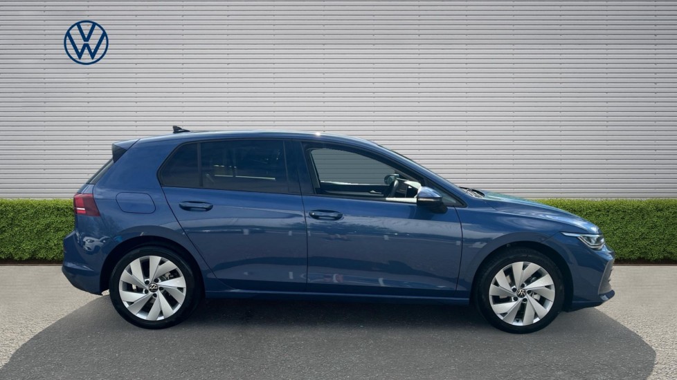 Volkswagen Golf 1.5 eTSI 150 Match 5dr DSG Petrol Hatchback - Image 4