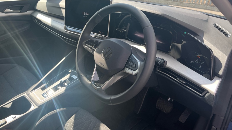 Volkswagen Golf 1.5 eTSI 150 Match 5dr DSG Petrol Hatchback - Image 6