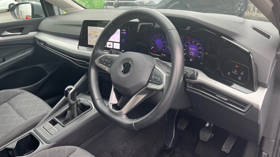 Volkswagen Golf 1.5 TSI 150 Life 5dr Petrol Hatchback - Image 6