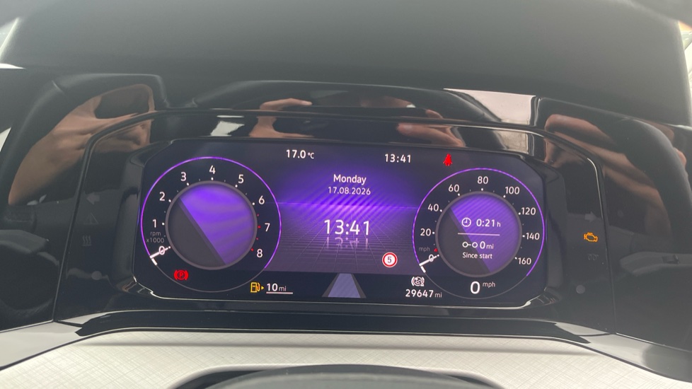 Volkswagen Golf 1.5 TSI 150 Life 5dr Petrol Hatchback - Image 11