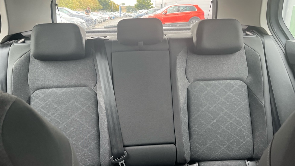 Volkswagen Golf 1.5 TSI 150 Life 5dr Petrol Hatchback - Image 16