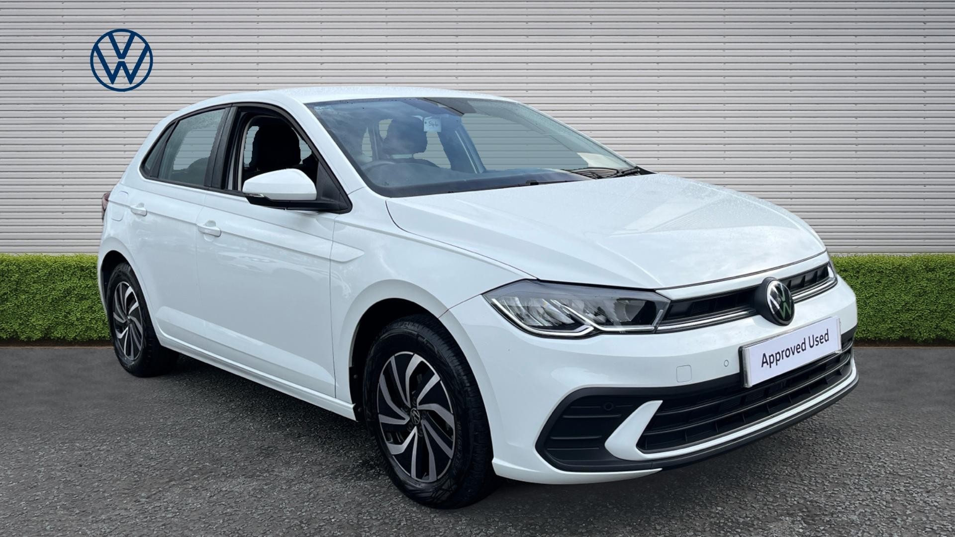 Volkswagen Polo listing photo