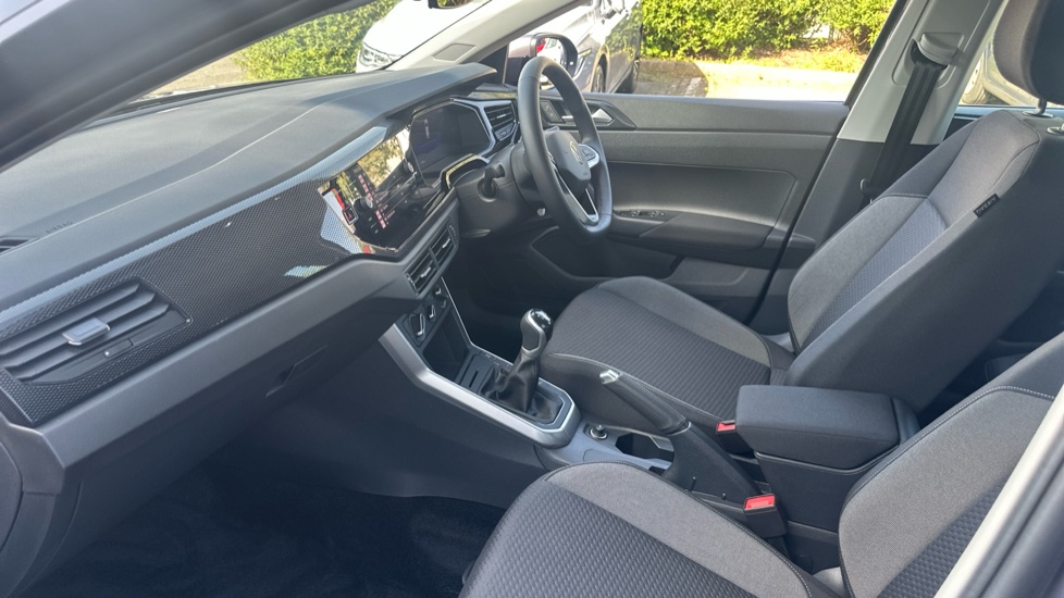 Volkswagen Taigo 1.0 TSI Life 5dr Petrol Hatchback - Image 2
