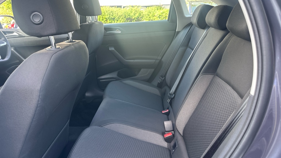 Volkswagen Taigo 1.0 TSI Life 5dr Petrol Hatchback - Image 16