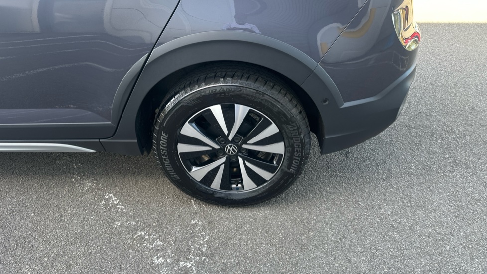 Volkswagen Taigo 1.0 TSI Life 5dr Petrol Hatchback - Image 21