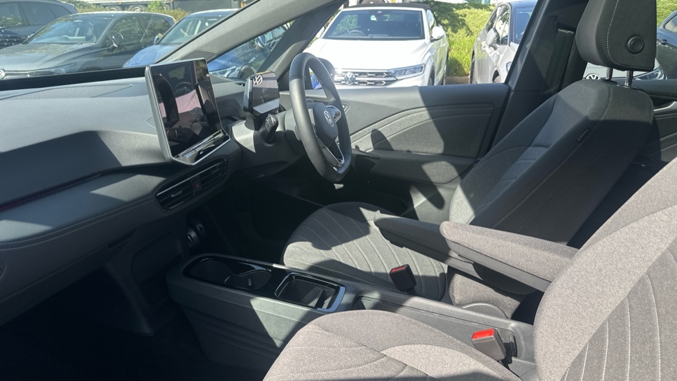 Volkswagen ID.3 150kW Match Pro 59kWh 5dr Auto Electric Hatchback - Image 2