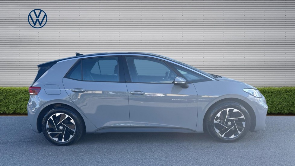 Volkswagen ID.3 150kW Pro 59kWh 5dr Auto Electric Hatchback - Image 4