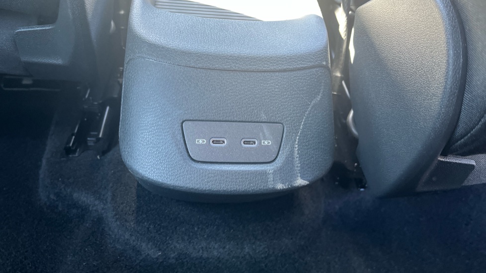 Volkswagen ID.3 150kW Pro 59kWh 5dr Auto Electric Hatchback - Image 31