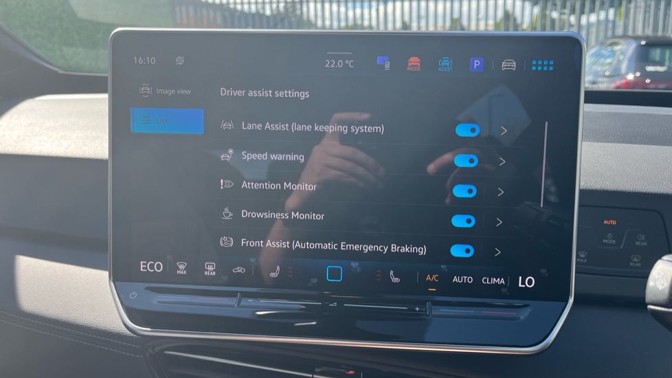 Volkswagen ID.3 150kW Pro 59kWh 5dr Auto Electric Hatchback - Image 38