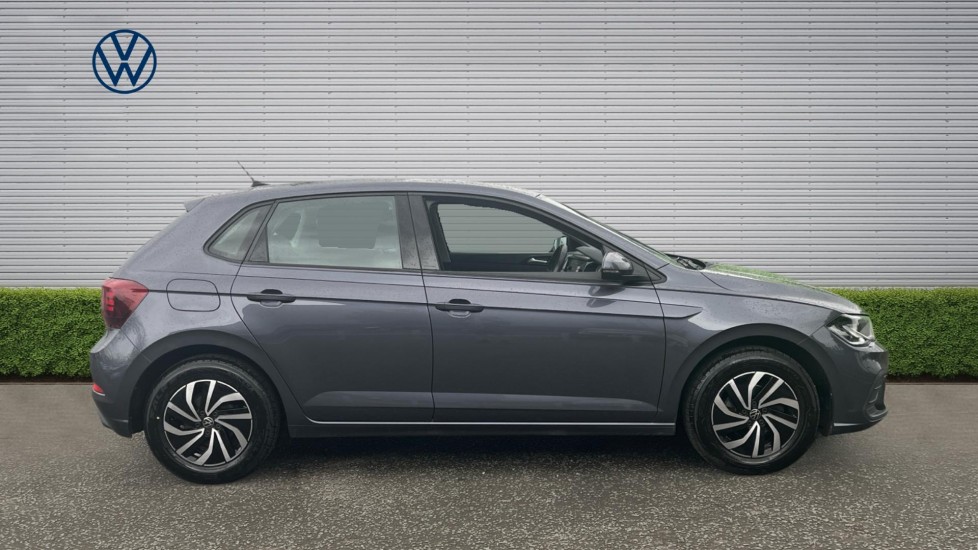 Volkswagen Polo 1.0 TSI Life 5dr Petrol Hatchback - Image 4