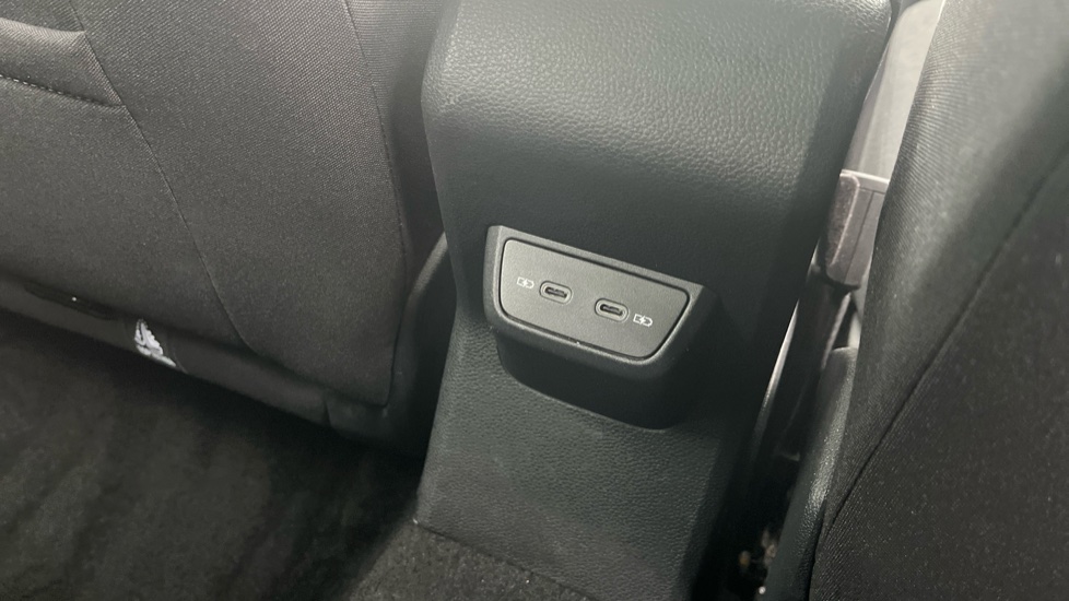 Volkswagen Polo 1.0 TSI Life 5dr Petrol Hatchback - Image 30