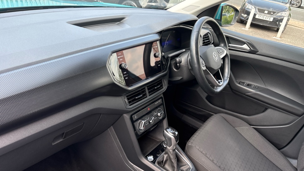 Volkswagen T-Cross 1.0 TSI 110 SE 5dr DSG Petrol Estate - Image 2