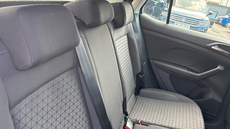 Volkswagen T-Cross 1.0 TSI 110 SE 5dr DSG Petrol Estate - Image 16