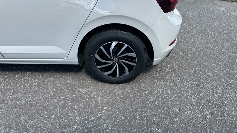 Volkswagen Polo 1.0 TSI Life 5dr Petrol Hatchback - Image 25