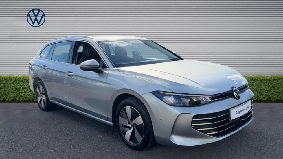Volkswagen Passat 1.5 TSI eHybrid Life 5dr DSG Estate - Image 1
