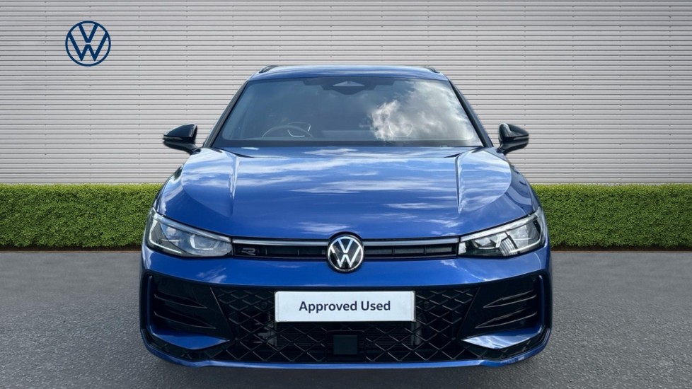 Volkswagen Passat 1.5 TSI eHybrid 272 R-Line 5dr DSG Estate - Image 7