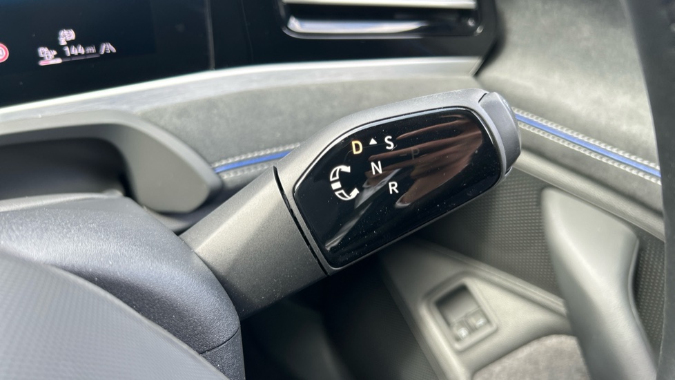 Volkswagen Passat 1.5 TSI eHybrid 272 R-Line 5dr DSG Estate - Image 14