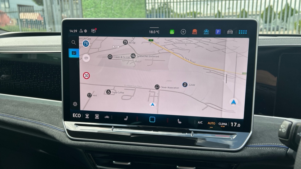 Volkswagen Passat 1.5 TSI eHybrid 272 R-Line 5dr DSG Estate - Image 30