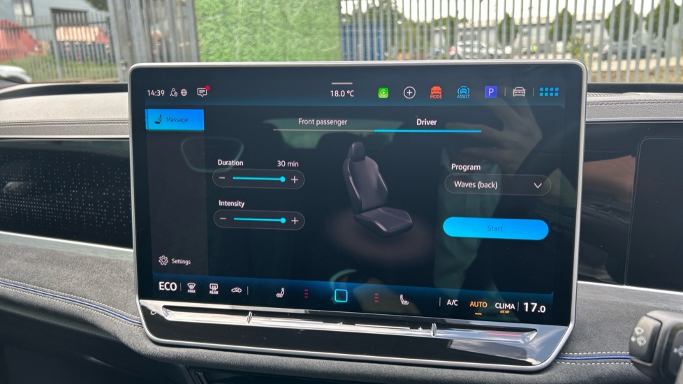 Volkswagen Passat 1.5 TSI eHybrid 272 R-Line 5dr DSG Estate - Image 31