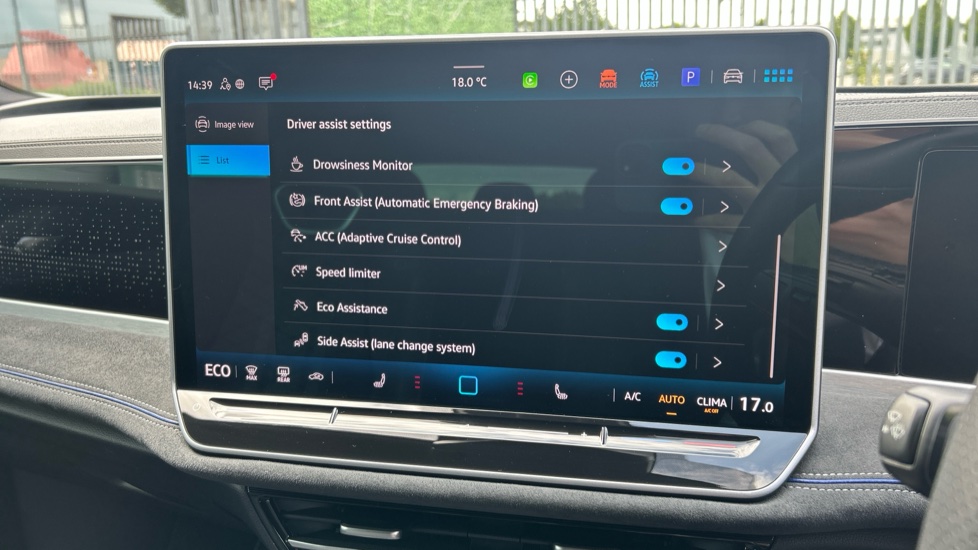 Volkswagen Passat 1.5 TSI eHybrid 272 R-Line 5dr DSG Estate - Image 36