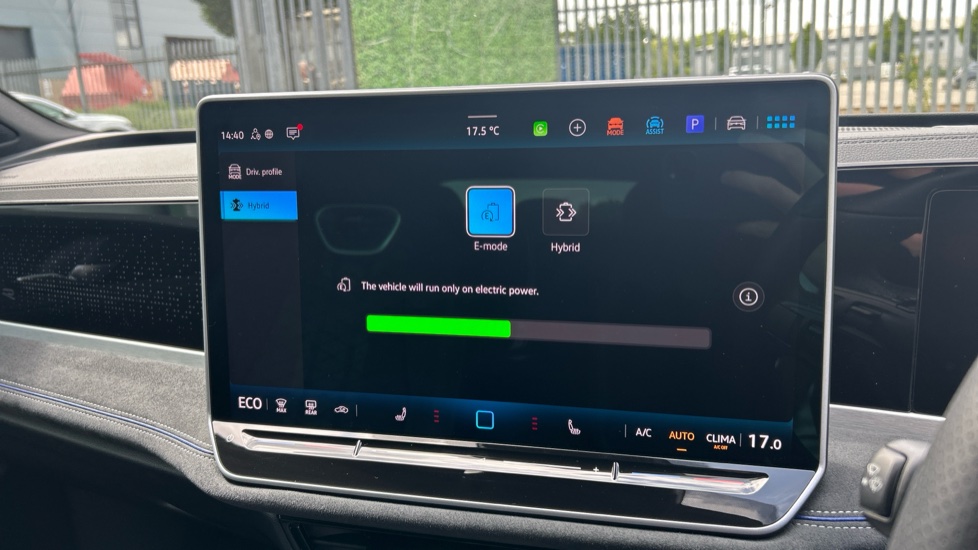 Volkswagen Passat 1.5 TSI eHybrid 272 R-Line 5dr DSG Estate - Image 39