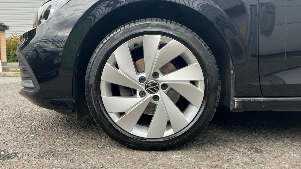Volkswagen Golf 1.5 TSI 150 Style 5dr Petrol Hatchback - Image 5