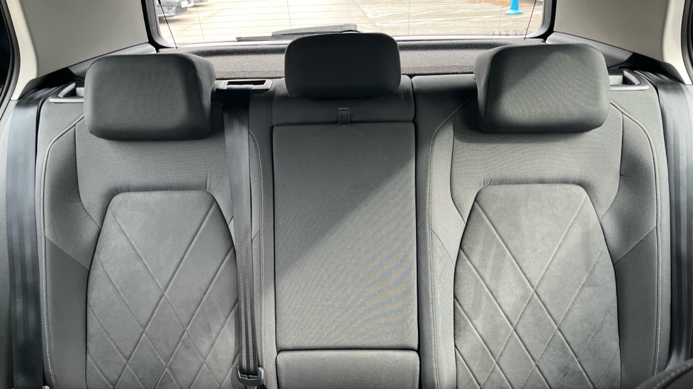 Volkswagen Golf 1.5 TSI 150 Style 5dr Petrol Hatchback - Image 16