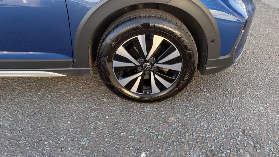 Volkswagen Taigo 1.0 TSI 110 Life 5dr Petrol Hatchback - Image 21
