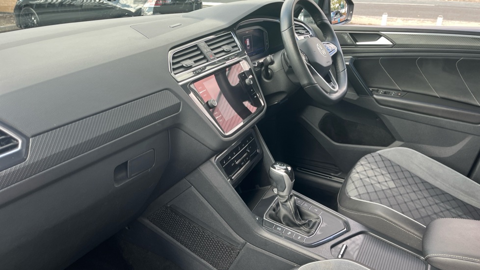 Volkswagen Tiguan 1.5 TSI 150 R-Line Edition 5dr DSG Petrol Estate - Image 2