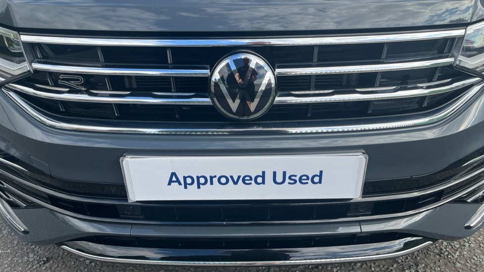 Volkswagen Tiguan 1.5 TSI 150 R-Line Edition 5dr DSG Petrol Estate - Image 22