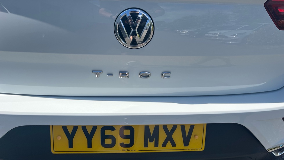Volkswagen T-Roc 1.5 TSI EVO SEL 5dr Petrol Hatchback - Image 22