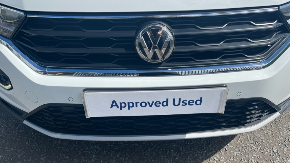 Volkswagen T-Roc 1.5 TSI EVO SEL 5dr Petrol Hatchback - Image 29