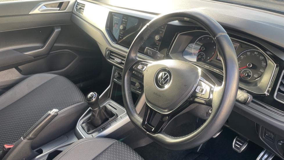 Volkswagen Polo 1.0 TSI 95 Active 5dr Petrol Hatchback - Image 15