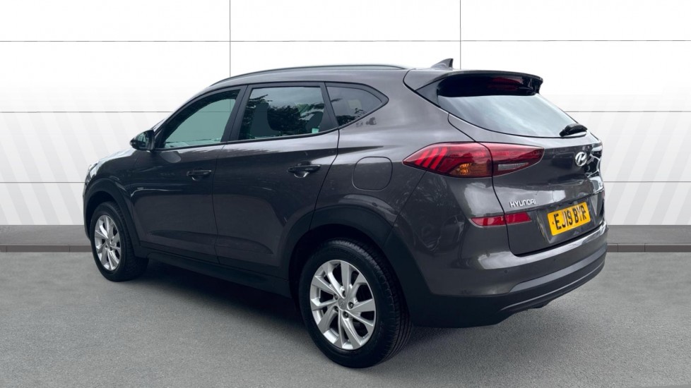 Hyundai TUCSON 1.6 GDi SE Nav 5dr 2WD Petrol Estate - Image 2
