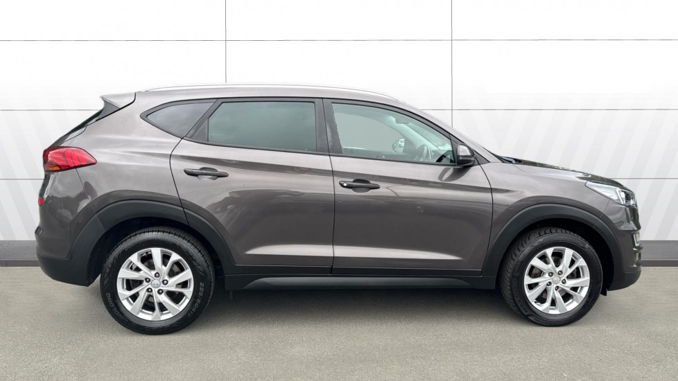 Hyundai TUCSON 1.6 GDi SE Nav 5dr 2WD Petrol Estate - Image 5