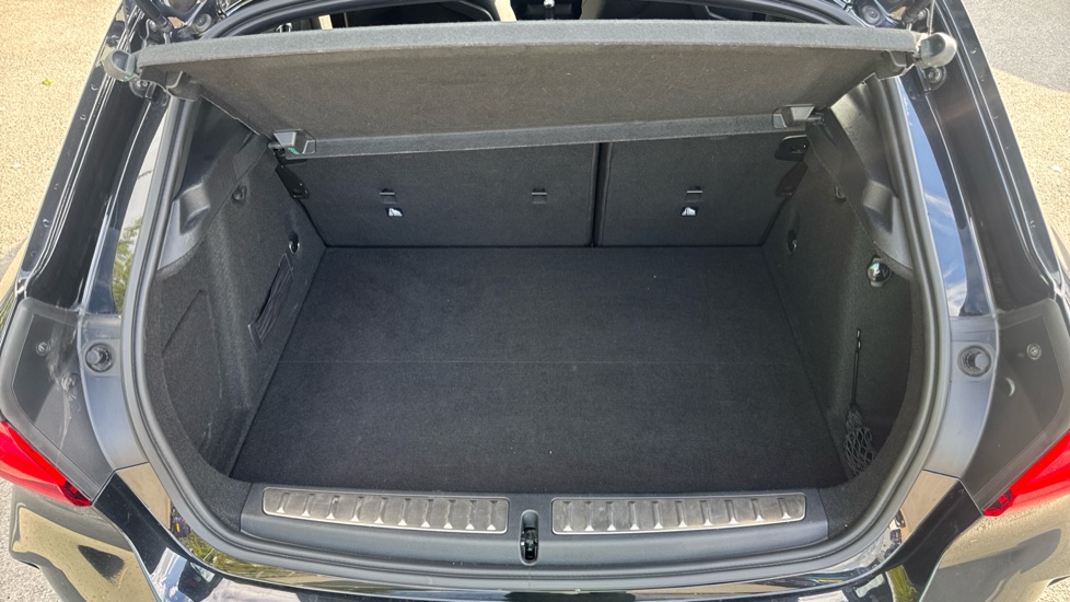 BMW 1 Series 118d M Sport 5dr Diesel Hatchback - Image 4