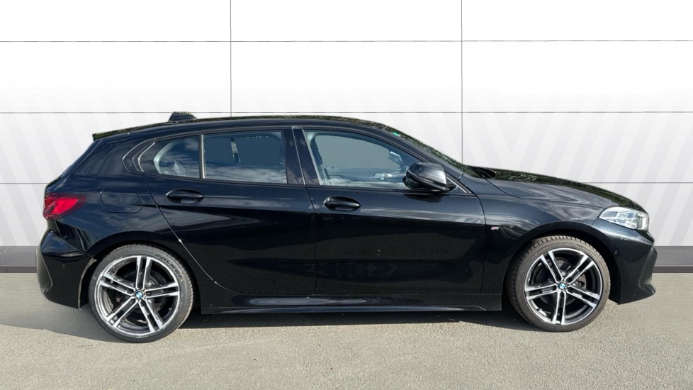 BMW 1 Series 118d M Sport 5dr Diesel Hatchback - Image 5
