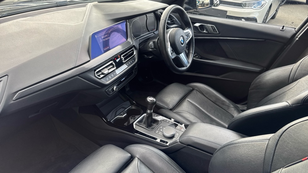 BMW 1 Series 118d M Sport 5dr Diesel Hatchback - Image 9